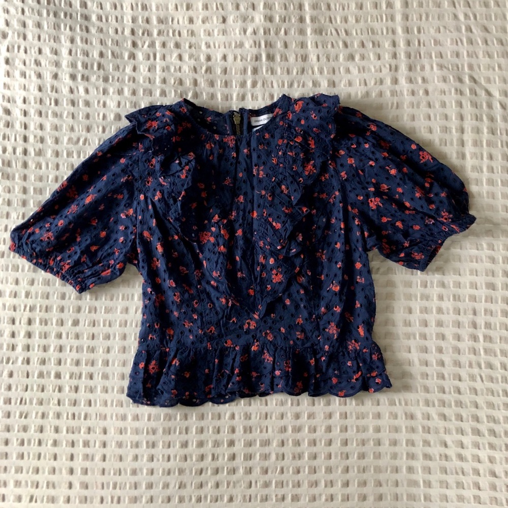 URBAN OUTFITTERS floral ruffled eyelet peplum top